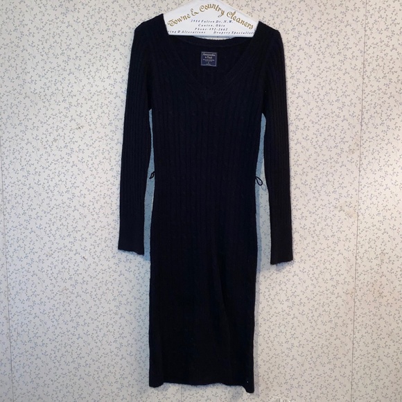 Vintage Abercrombie & Fitch Small Cable Knit Maxi Length Sweater Dress - Picture 2 of 9